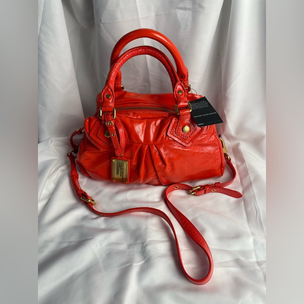 Marc By Marc Jacobs Vibrant Red Genuine Italian Leather Shoulder Bag